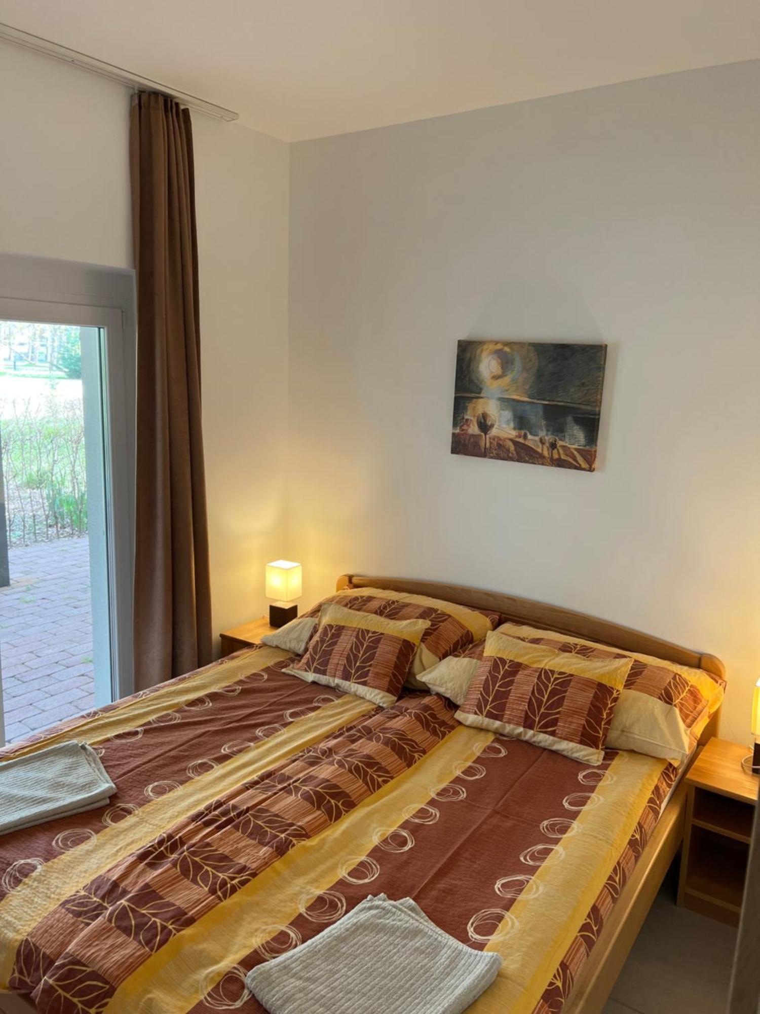 Waterfront Apartmanok Zamardi Exterior photo